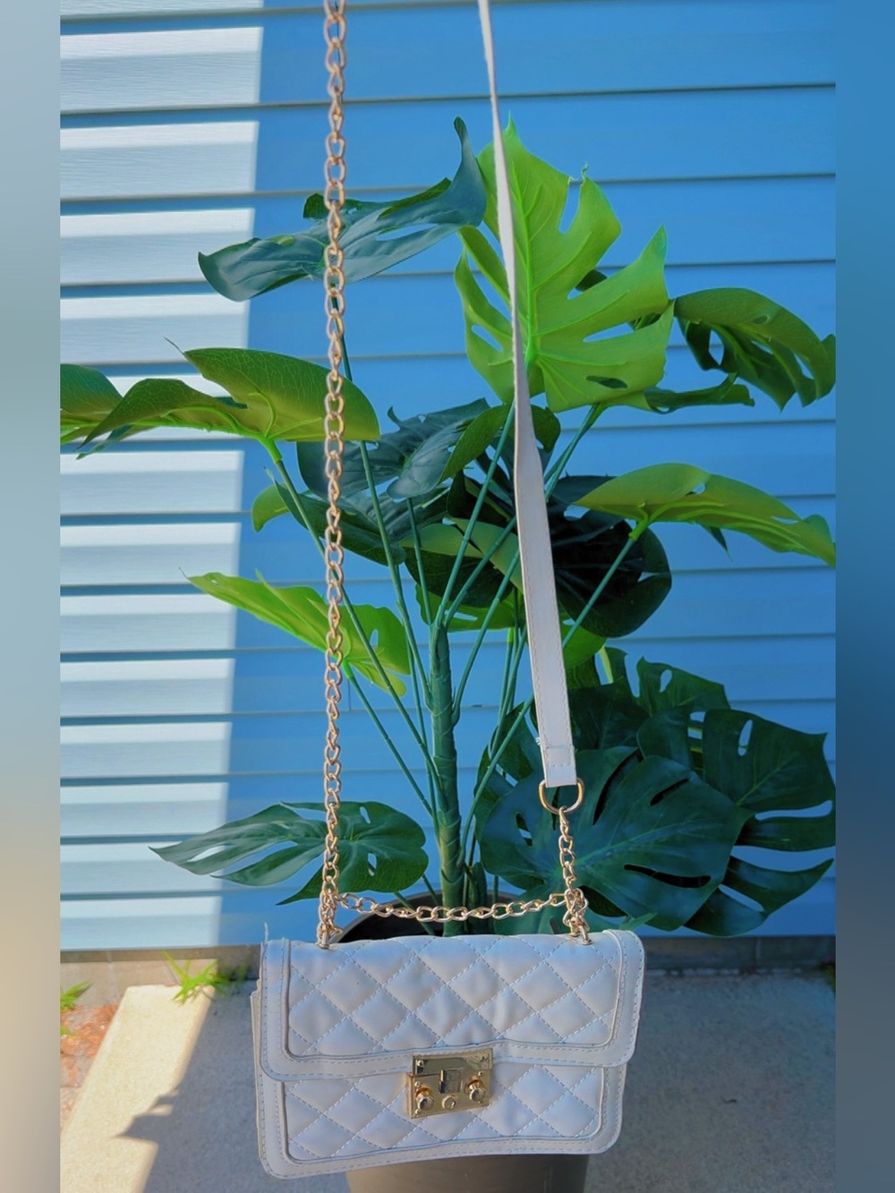 Quilted White Chain Crossbody Bag - Women's Shoulder Purse